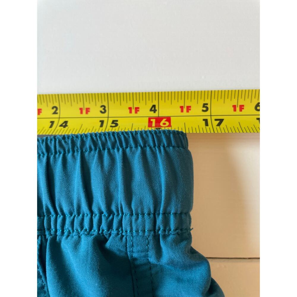 The North Face Class V Belted Shorts 8" Sz M Teal Pockets Swim Hiking Outdoors - Picture 10 of 12